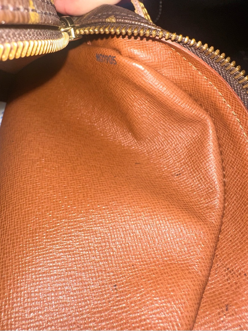 Authentic Louis Vuitton Monogram Canvas Blois Bag (1995) - Picture 16 of 16